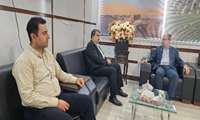 فرماندار دیّر: خدمت به خانواده‌های شهدا افتخاری بزرگ برای مسئولان است